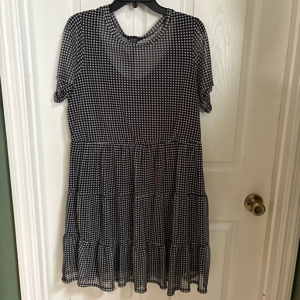 Lily Rose Black and White Tiered Ruffled Midi Dress